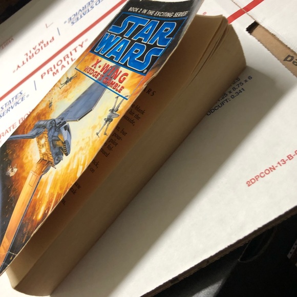 Wedge's Gamble: Star Wars Legends (X-Wing)...
Series #2 by Michael A. Stackpole - Picture 10 of 13